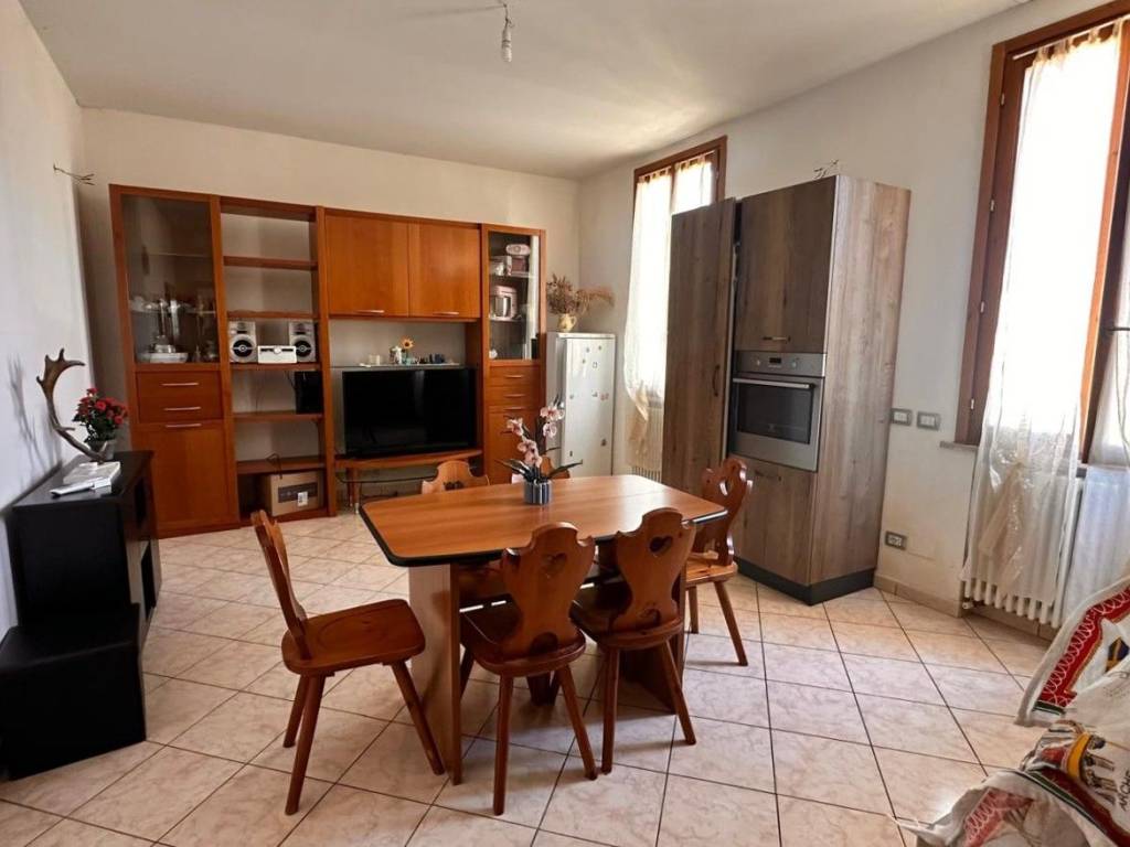 appartamento in vendita a Forlì in zona Villafranca di Forlì