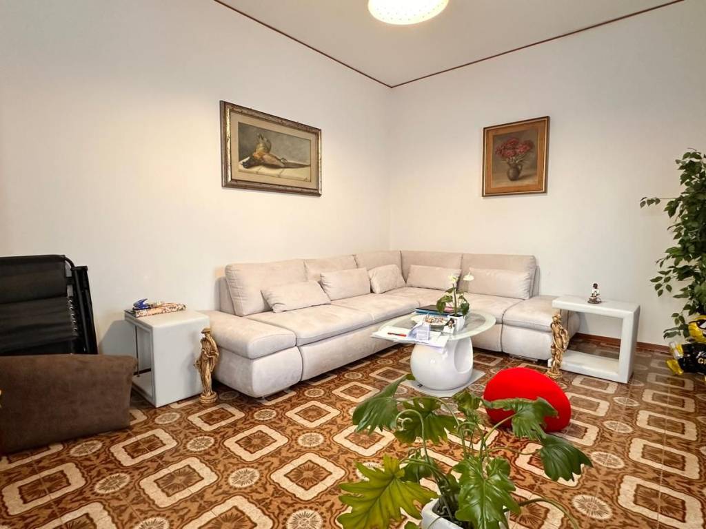 casa indipendente in vendita a Forlì in zona Ronco