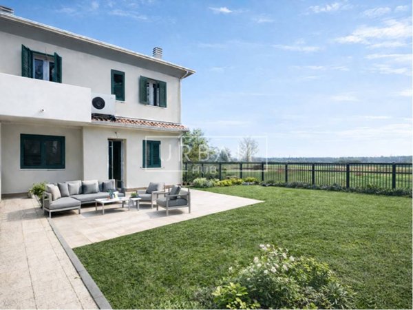 casa indipendente in vendita a Forlì in zona Barisano