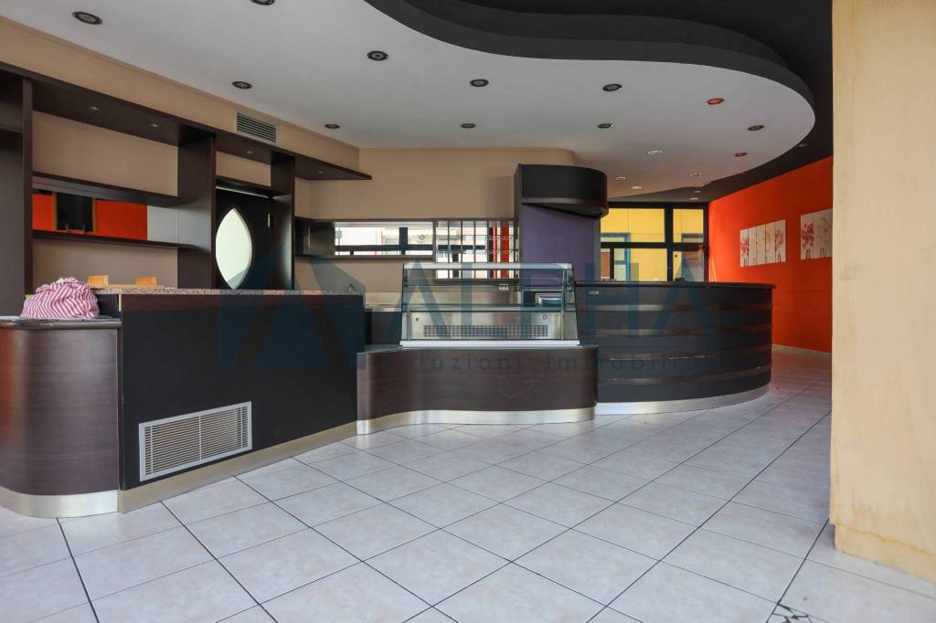 negozio in vendita a Forlì in zona Ronco