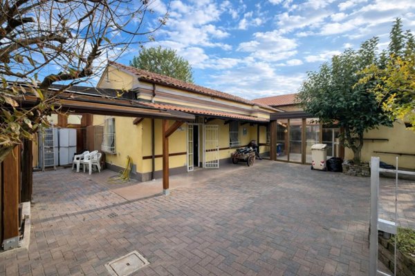 casa indipendente in vendita a Forlì in zona Centro Storico