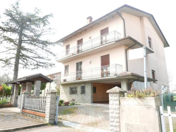 casa indipendente in vendita a Forlì in zona Pievequinta