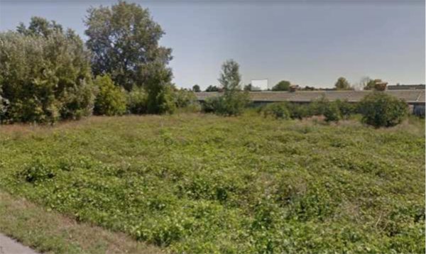terreno edificabile in vendita a Forlì in zona Industriale Selva