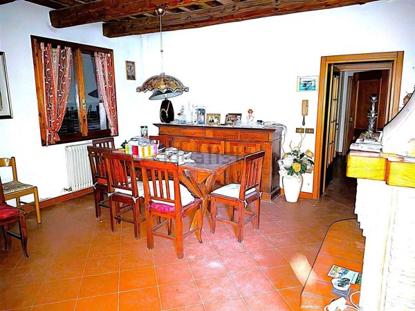 casa indipendente in vendita a Forlì