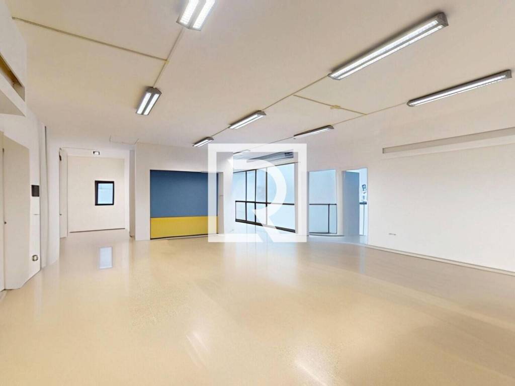 ufficio in vendita a Forlì in zona Coriano