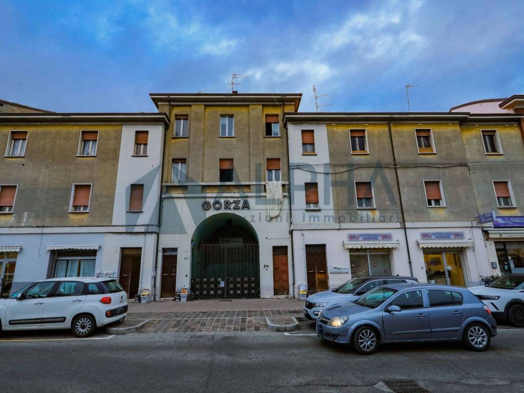 intera palazzina in vendita a Forlì in zona Centro Storico