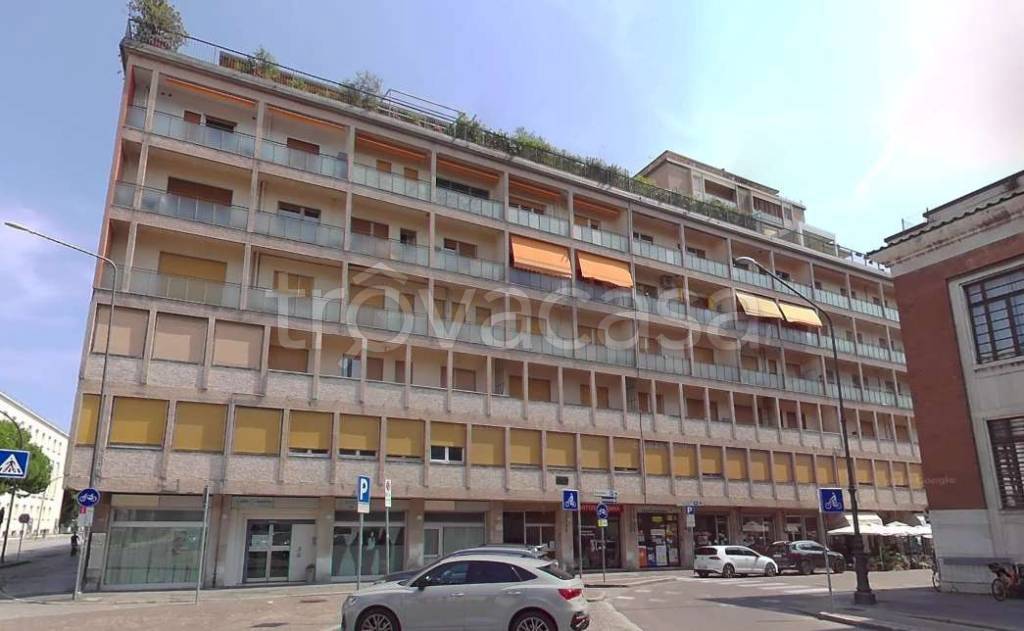 appartamento in vendita a Forlì in zona Quattro