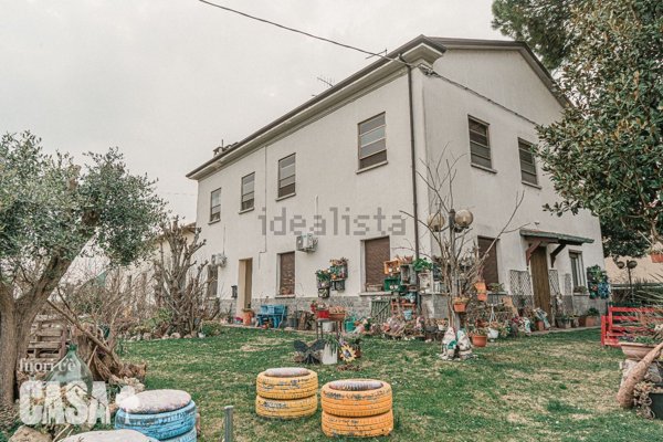 casa indipendente in vendita a Forlì in zona Branzolino