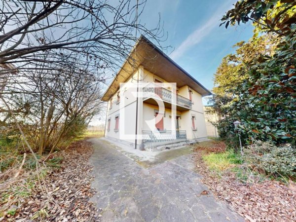 casa indipendente in vendita a Forlì in zona Villanova