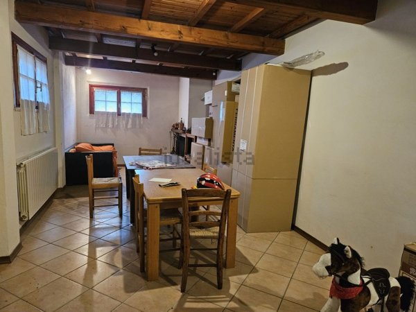 casa indipendente in vendita a Forlì