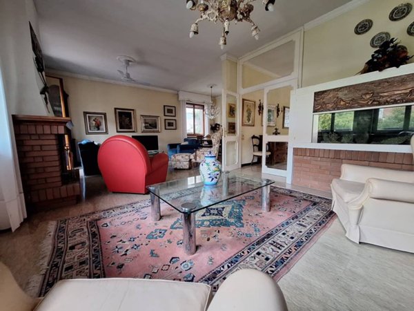 casa indipendente in vendita a Forlì in zona Cà Ossi