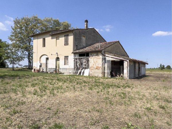 casa indipendente in vendita a Forlì in zona Roncadello