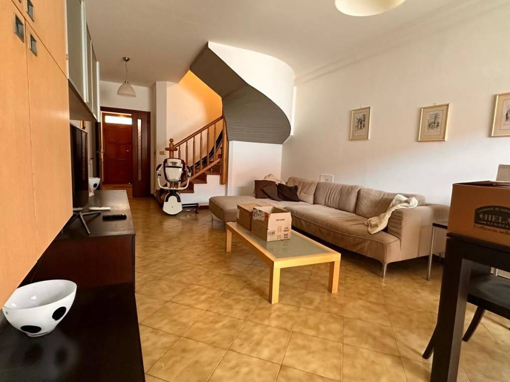 casa indipendente in vendita a Forlì in zona San Benedetto