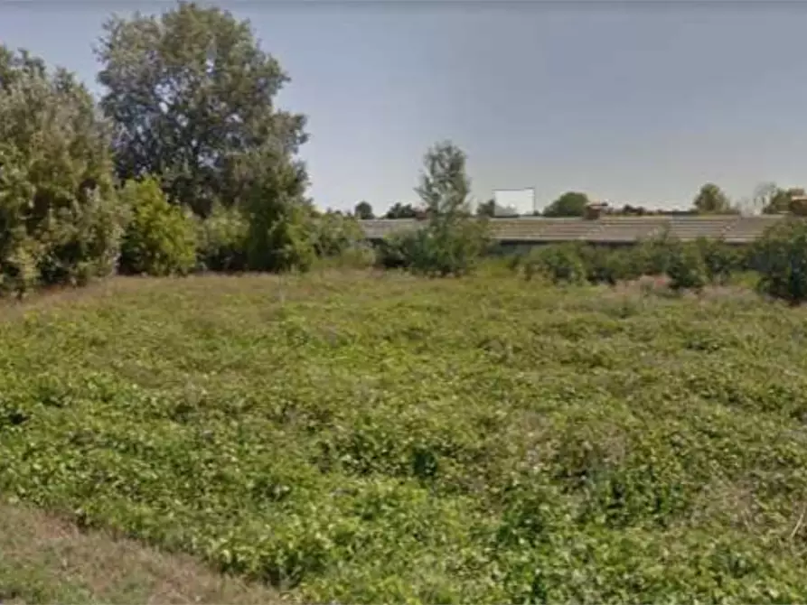 terreno edificabile in vendita a Forlì in zona Industriale Selva