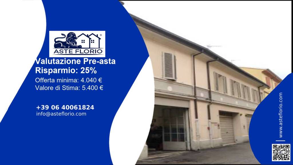 locale commerciale in vendita a Forlì