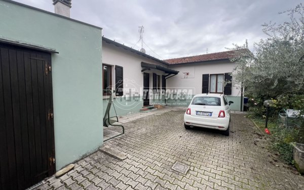appartamento in vendita a Forlì in zona Bussecchio