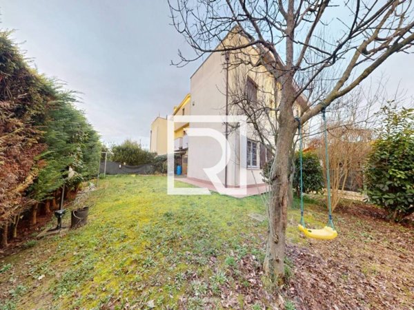 casa indipendente in vendita a Forlì in zona Vecchiazzano