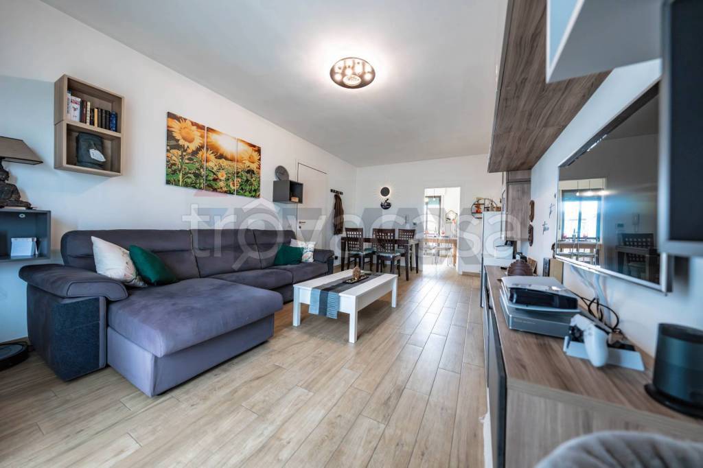 appartamento in vendita a Forlì in zona Cava