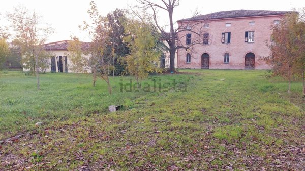 terreno edificabile in vendita a Forlì in zona Carpinello