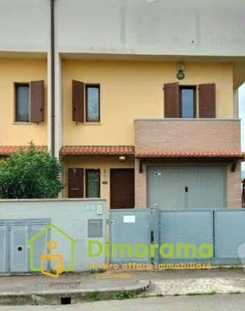 casa indipendente in vendita a Forlì in zona Villafranca di Forlì