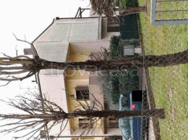 casa indipendente in vendita a Forlì in zona Villafranca di Forlì