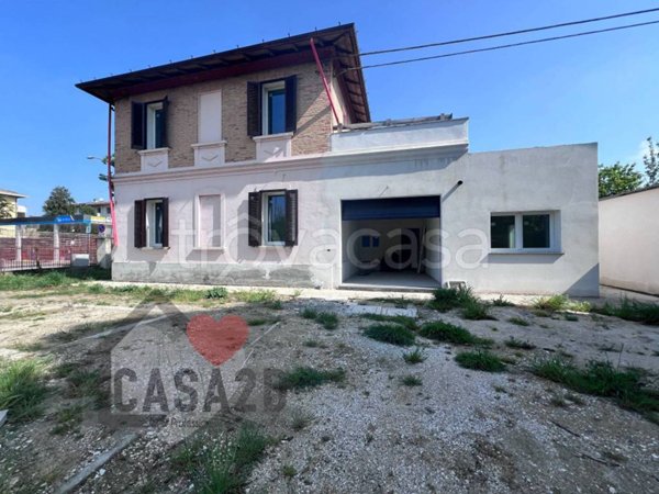 casa indipendente in vendita a Forlì in zona Coriano