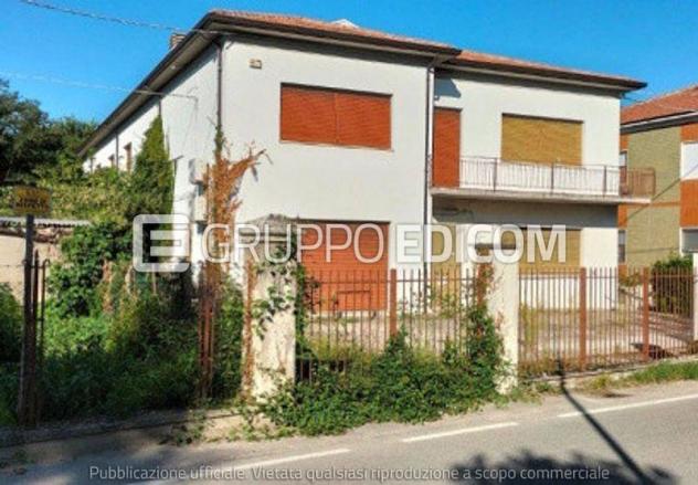 negozio in vendita a Forlì in zona Vecchiazzano