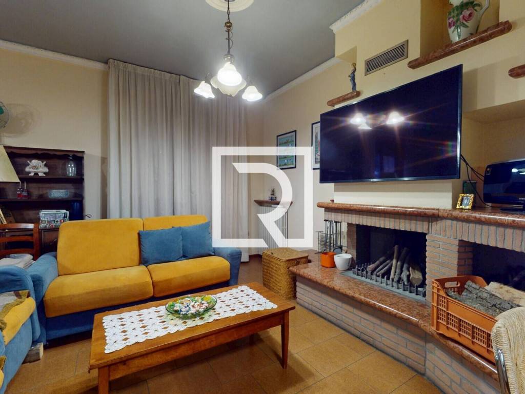 casa indipendente in vendita a Forlì in zona Coriano