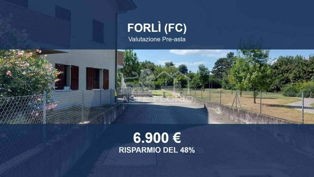 negozio in vendita a Forlì in zona Romiti