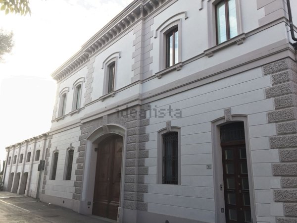 casa indipendente in vendita a Forlì in zona Centro Storico