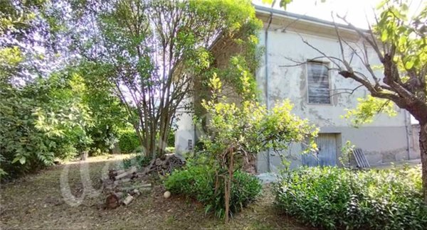 casa indipendente in vendita a Forlì