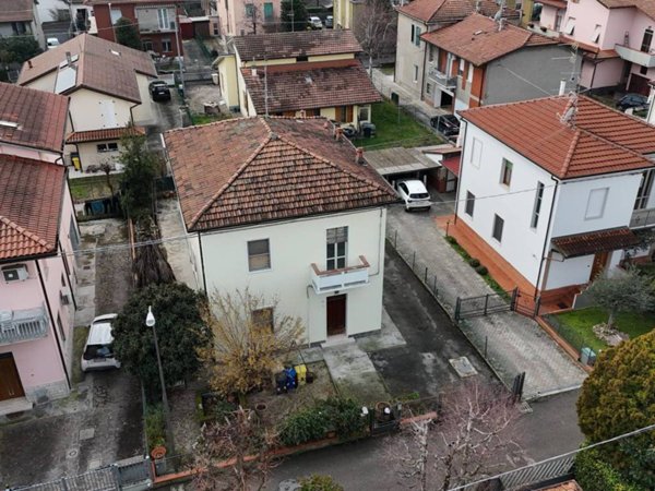 appartamento in vendita a Forlì