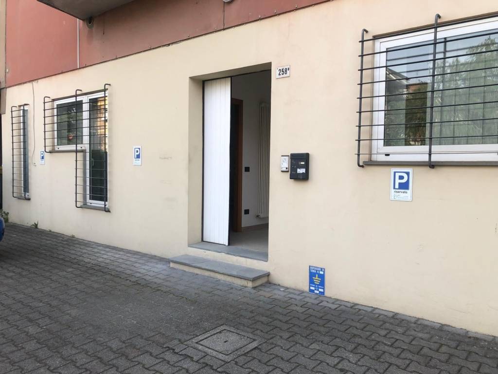 ufficio in vendita a Forlì