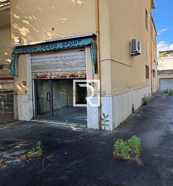negozio in vendita a Forlì