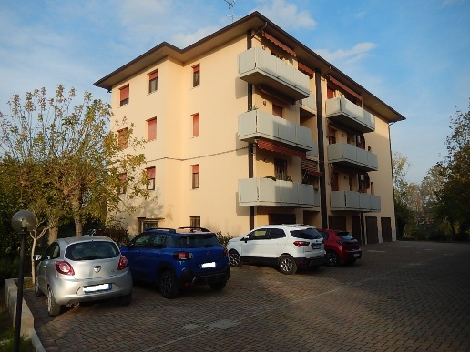 appartamento in vendita a Forlì in zona Romiti