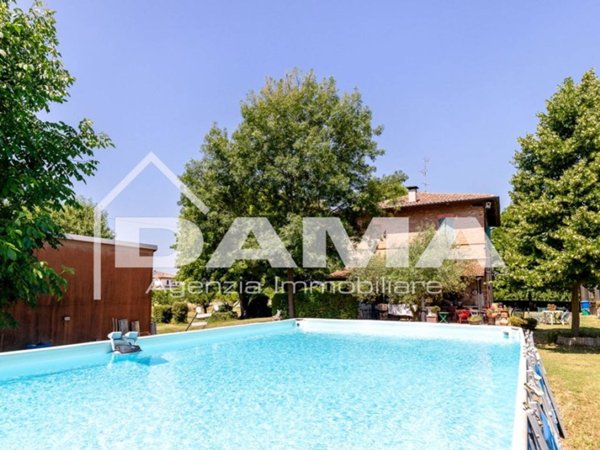casa indipendente in vendita a Forlì