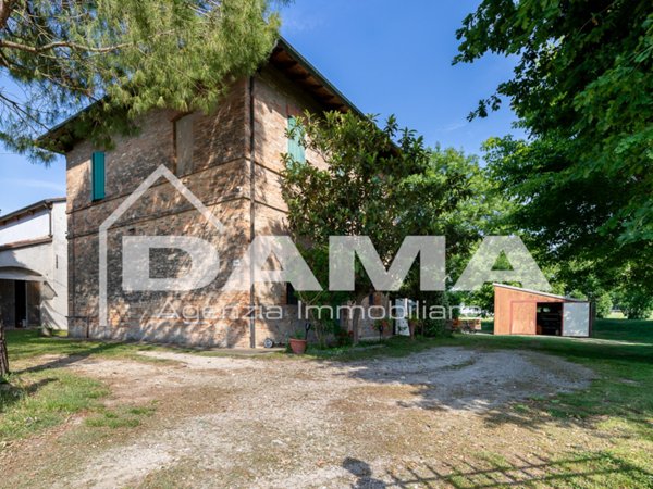 casa indipendente in vendita a Forlì in zona Villafranca di Forlì