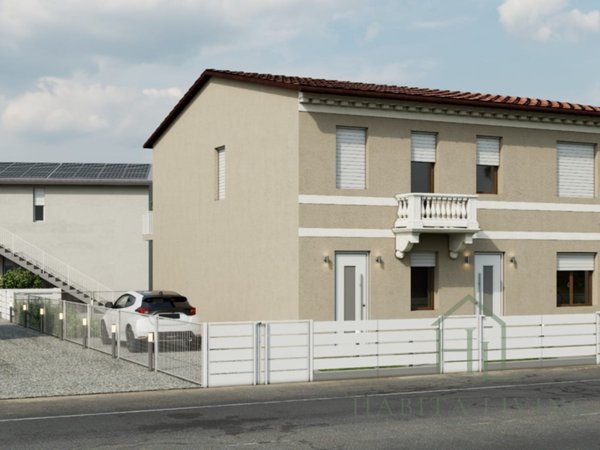 casa indipendente in vendita a Forlì