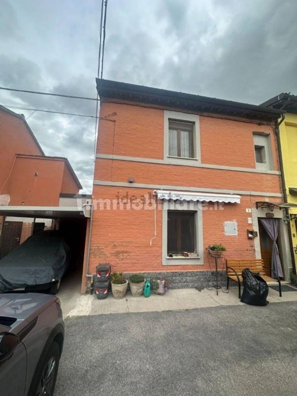 appartamento in vendita a Forlì in zona Bussecchio