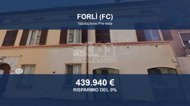 ufficio in vendita a Forlì in zona Centro Storico