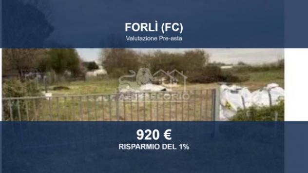 terreno edificabile in vendita a Forlì in zona Durazzanino