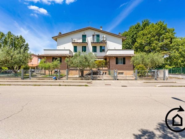 casa indipendente in vendita a Forlì in zona Coriano