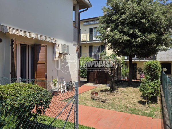 appartamento in vendita a Forlì in zona Quattro