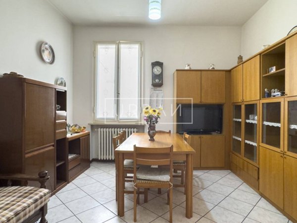 casa indipendente in vendita a Forlì in zona Centro Storico
