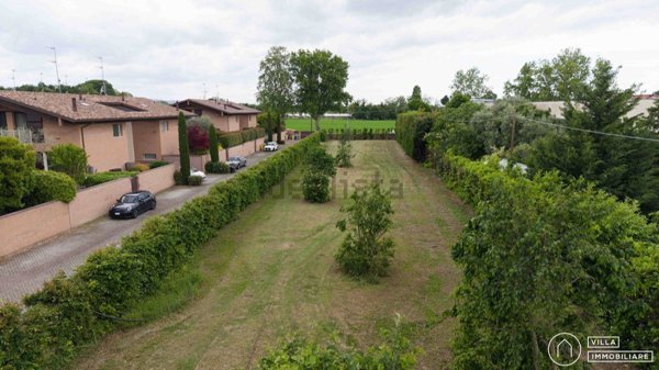 terreno edificabile in vendita a Forlì in zona Carpena