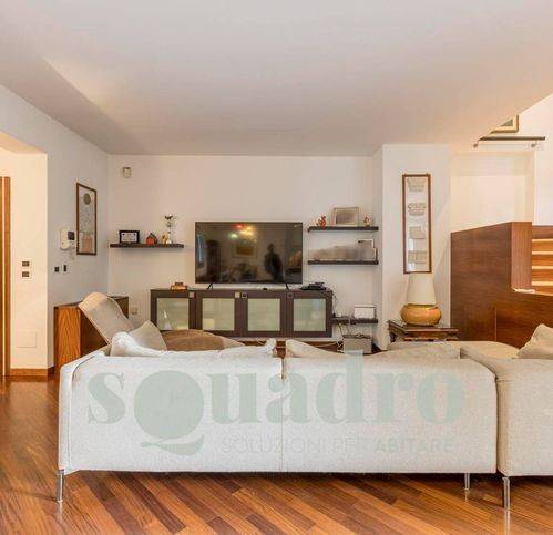 casa indipendente in vendita a Forlì in zona Bussecchio