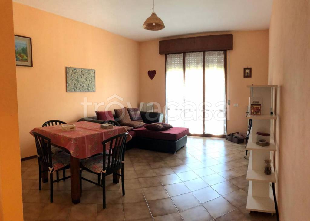 appartamento in vendita a Forlì in zona Cava