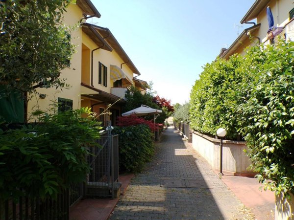 casa indipendente in vendita a Forlì in zona San Lorenzo in Noceto