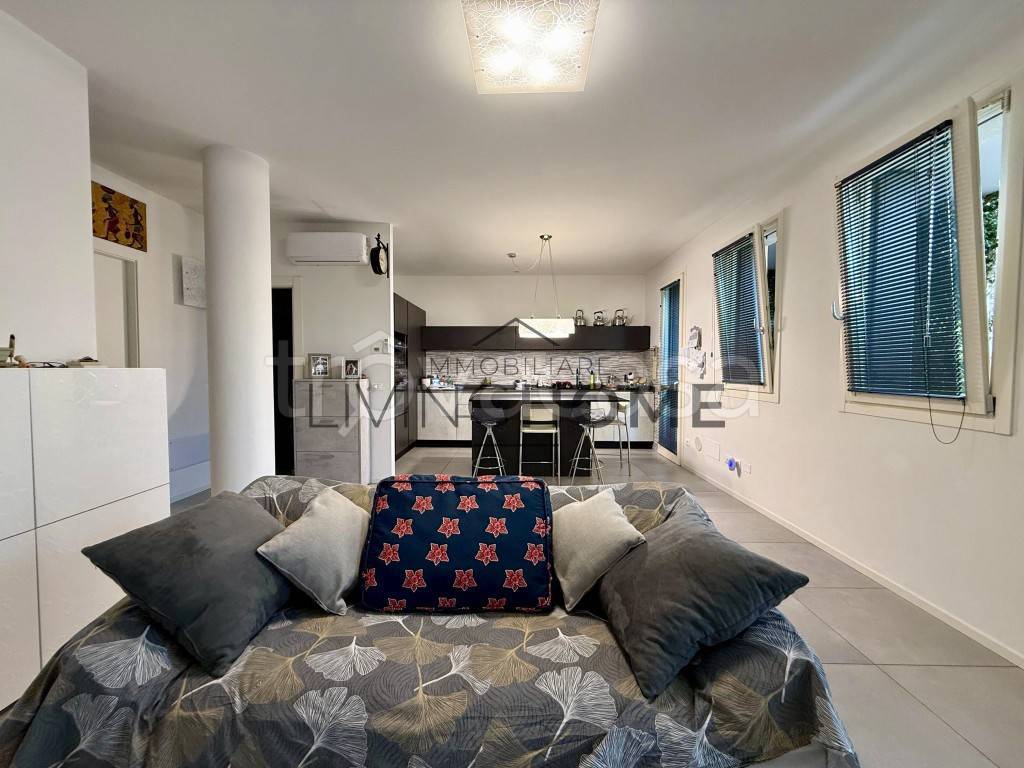 casa indipendente in vendita a Forlì in zona Vecchiazzano