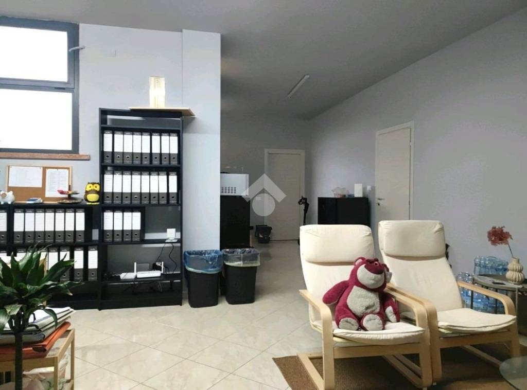 ufficio in vendita a Forlì